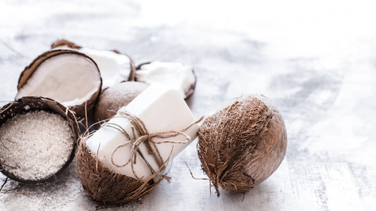Bienfaits huile de coco : comment cette huile a sauvé mes cheveux (et ma peau)